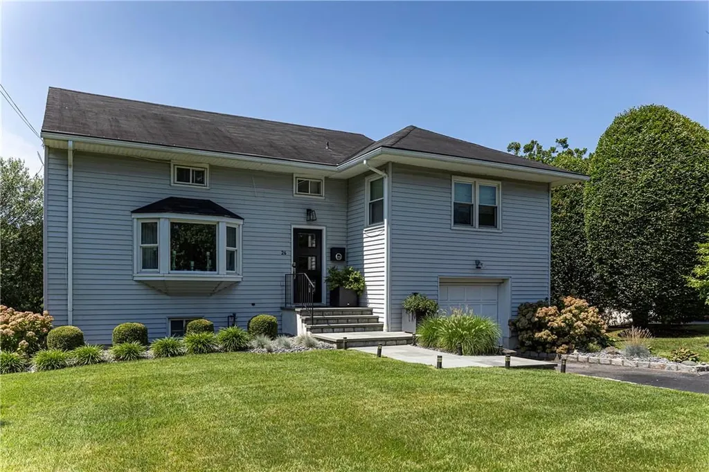 26 Dorchester Road Eastchester NY 10709