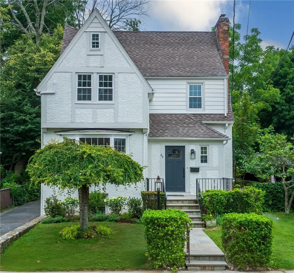 64 Robert Avenue Port Chester NY 10573