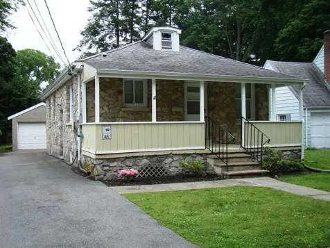 61 Parkwood Boulevard Poughkeepsie NY 12603