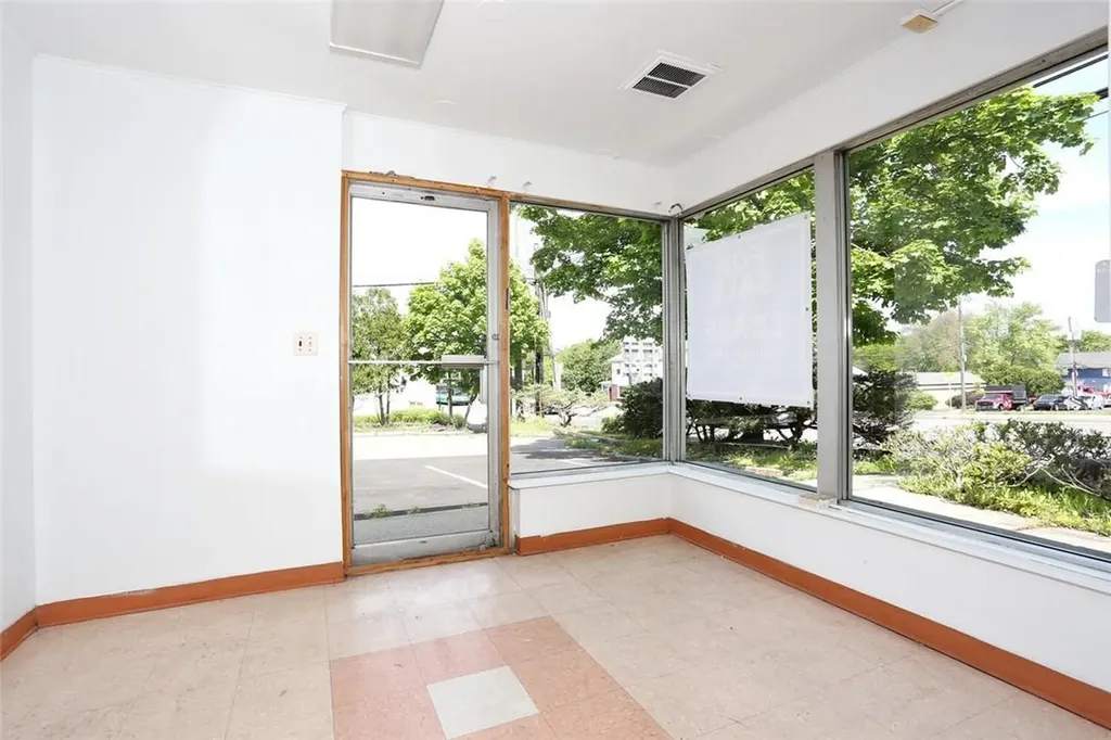 301 Route 59 Suffern NY 10901