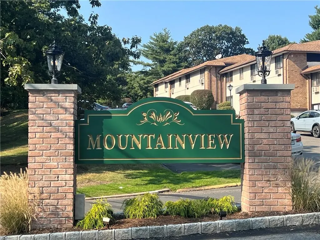 760 Sierra Vista Lane Valley Cottage NY 10989