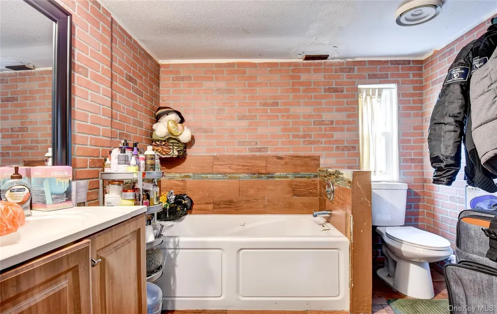 2424 State Route 17k Montgomery NY 12549