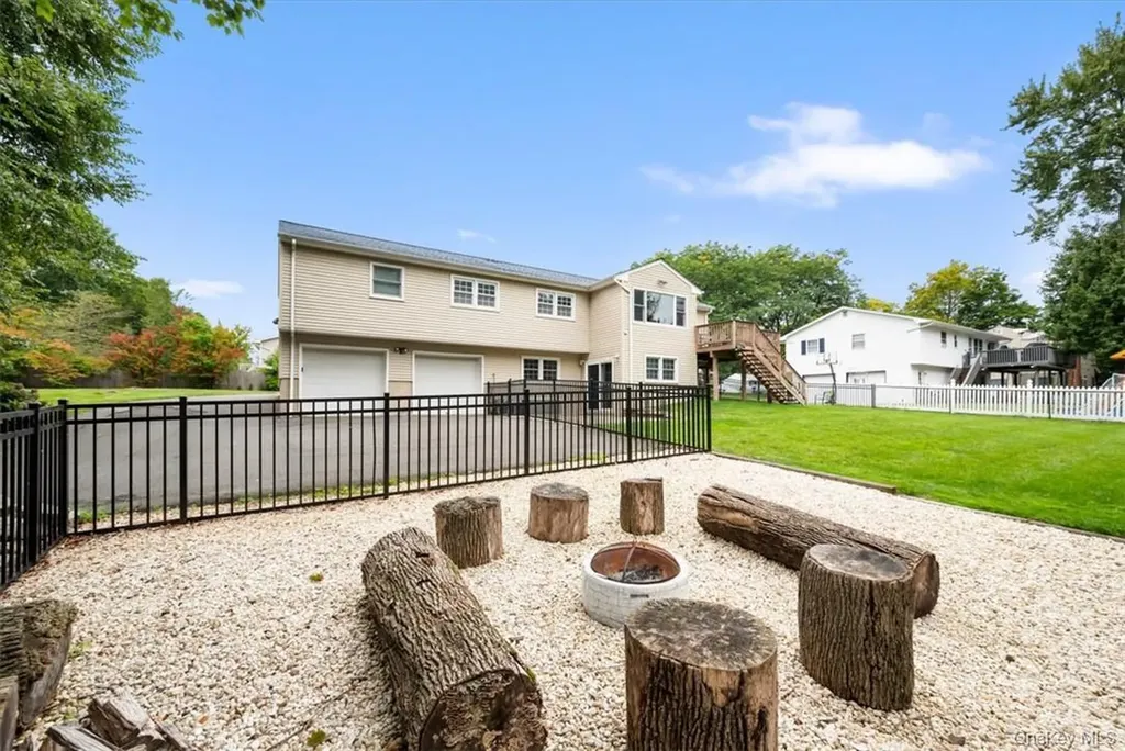20 Lancaster Drive Suffern NY 10901