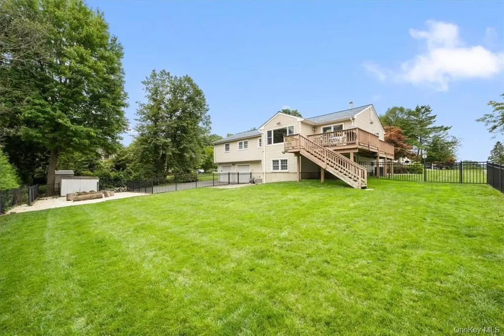 20 Lancaster Drive Suffern NY 10901