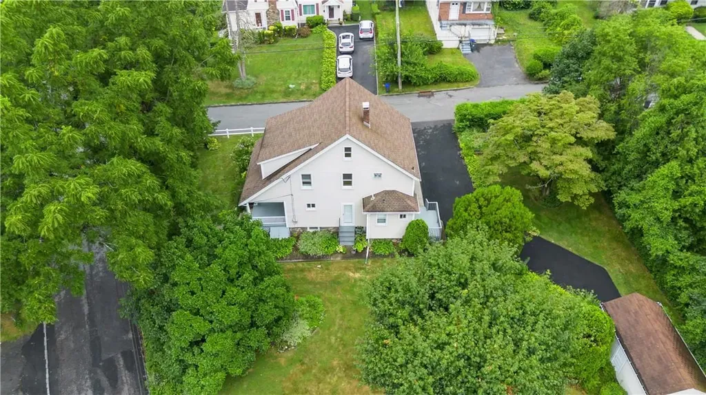 26 Old Road White Plains NY 10607