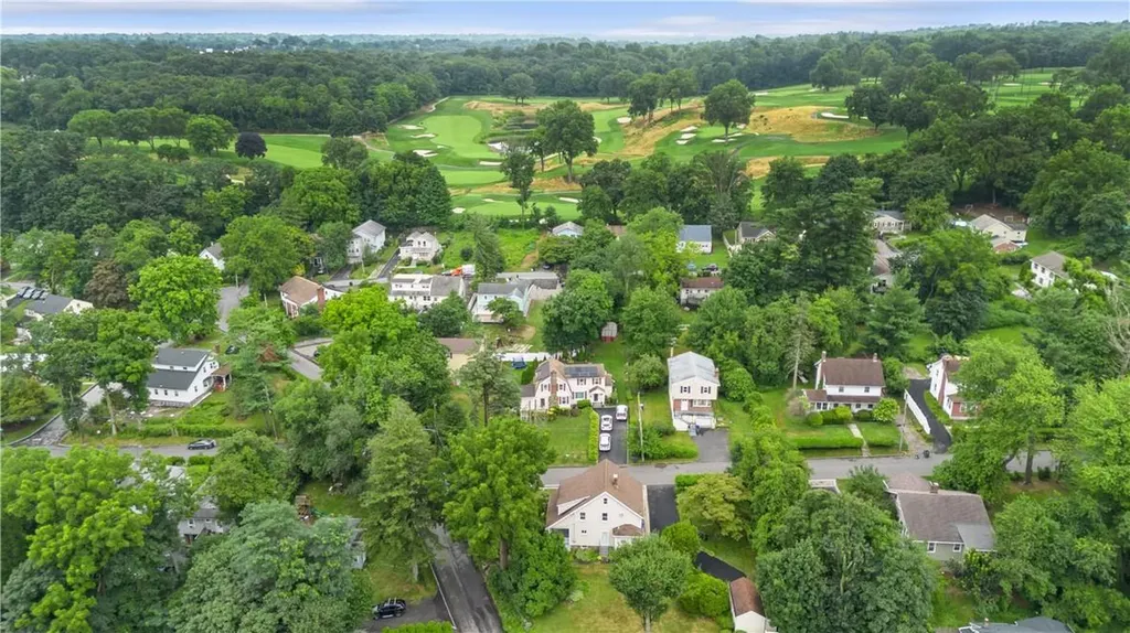 26 Old Road White Plains NY 10607