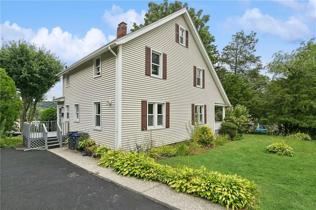 26 Old Road White Plains NY 10607