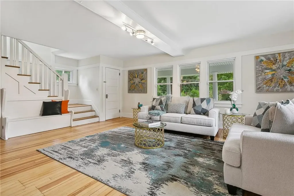 26 Old Road White Plains NY 10607