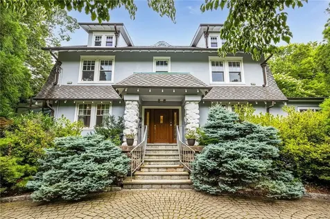 60 Crossway Scarsdale NY 10583