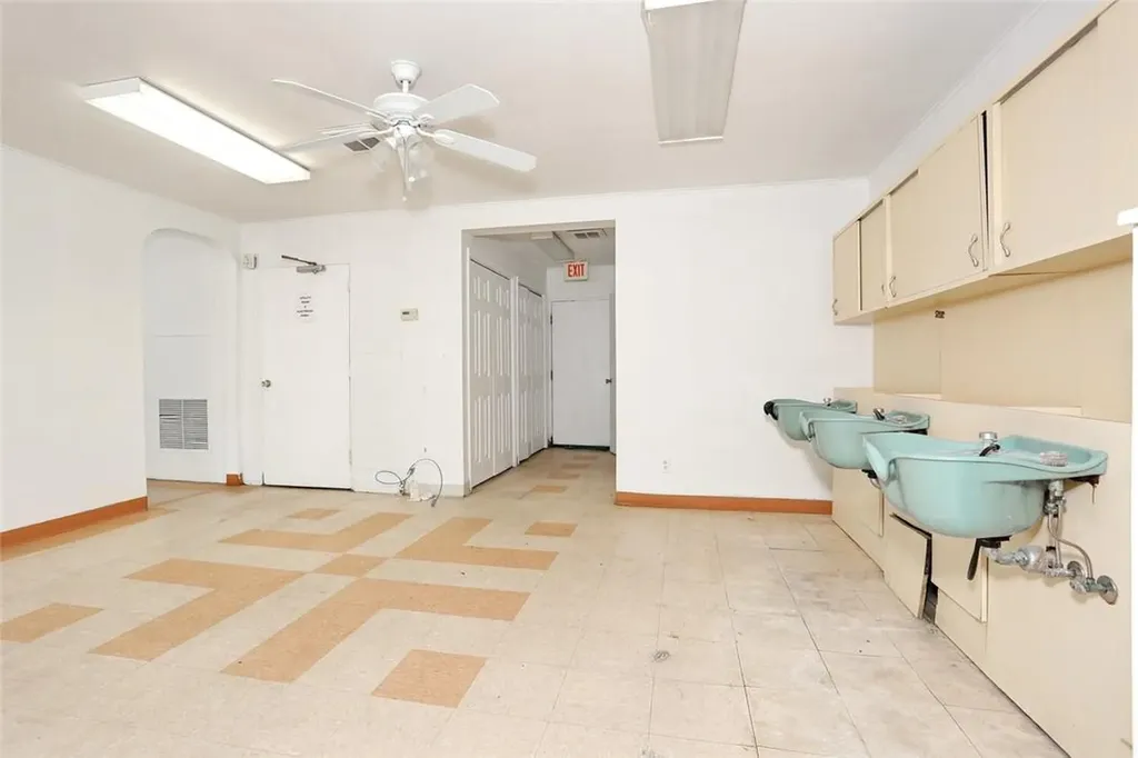 301 Route 59 Suffern NY 10901