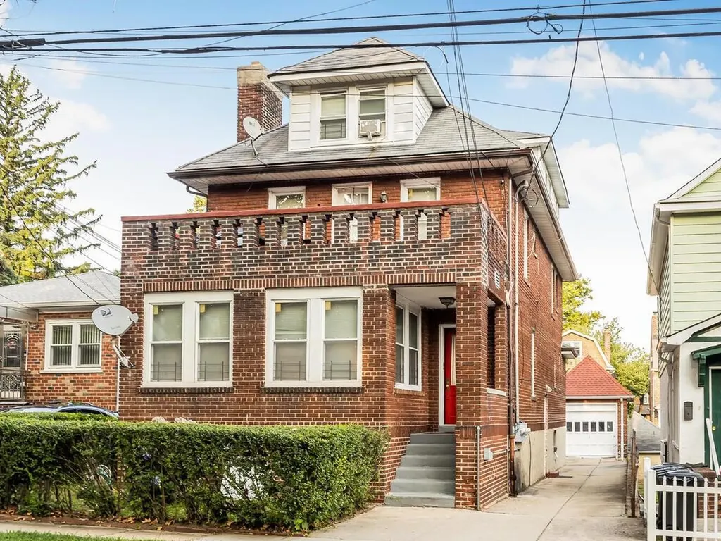 6030 Delafield Avenue Bronx NY 10471