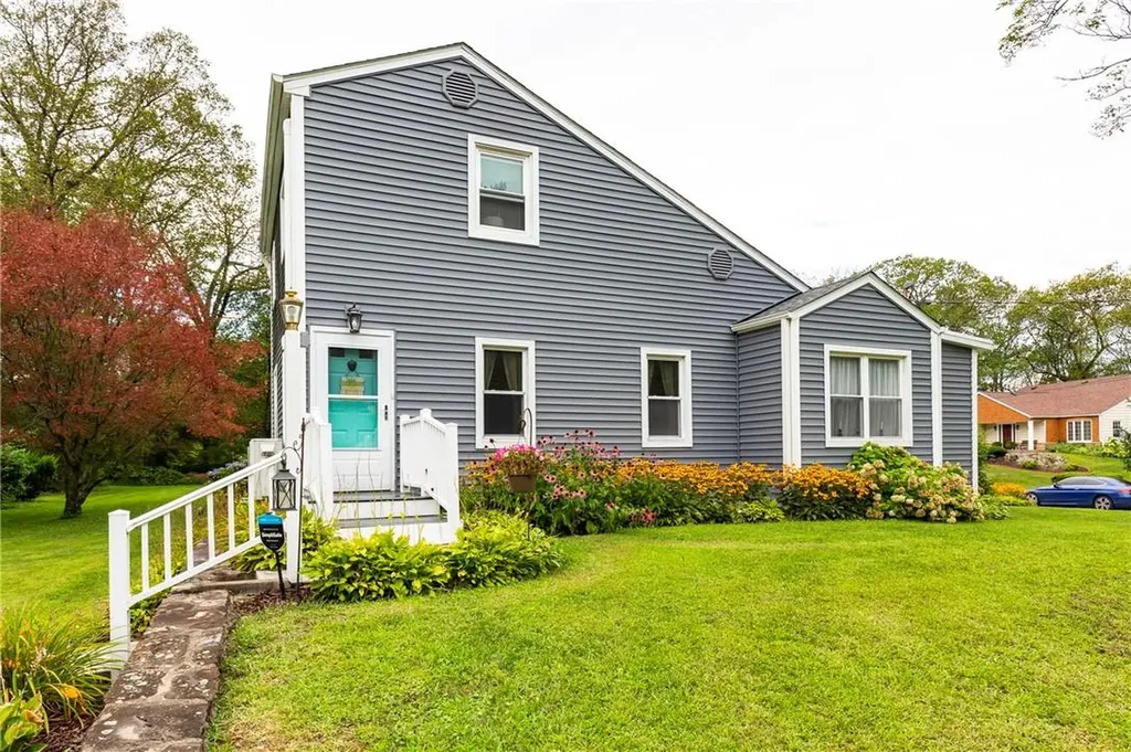 11 Cedar Lane Poughkeepsie NY 12601