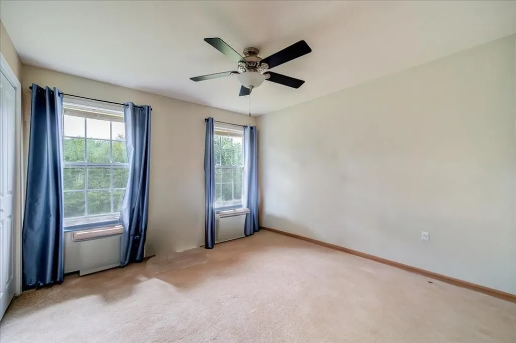 102 Stratford Drive Poughkeepsie NY 12603