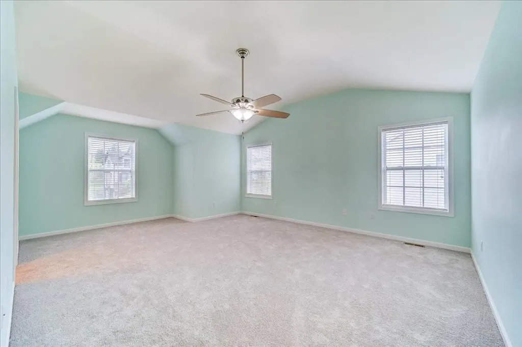 102 Stratford Drive Poughkeepsie NY 12603