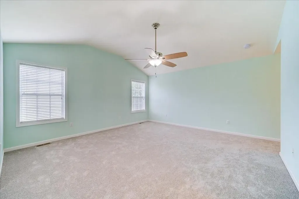 102 Stratford Drive Poughkeepsie NY 12603