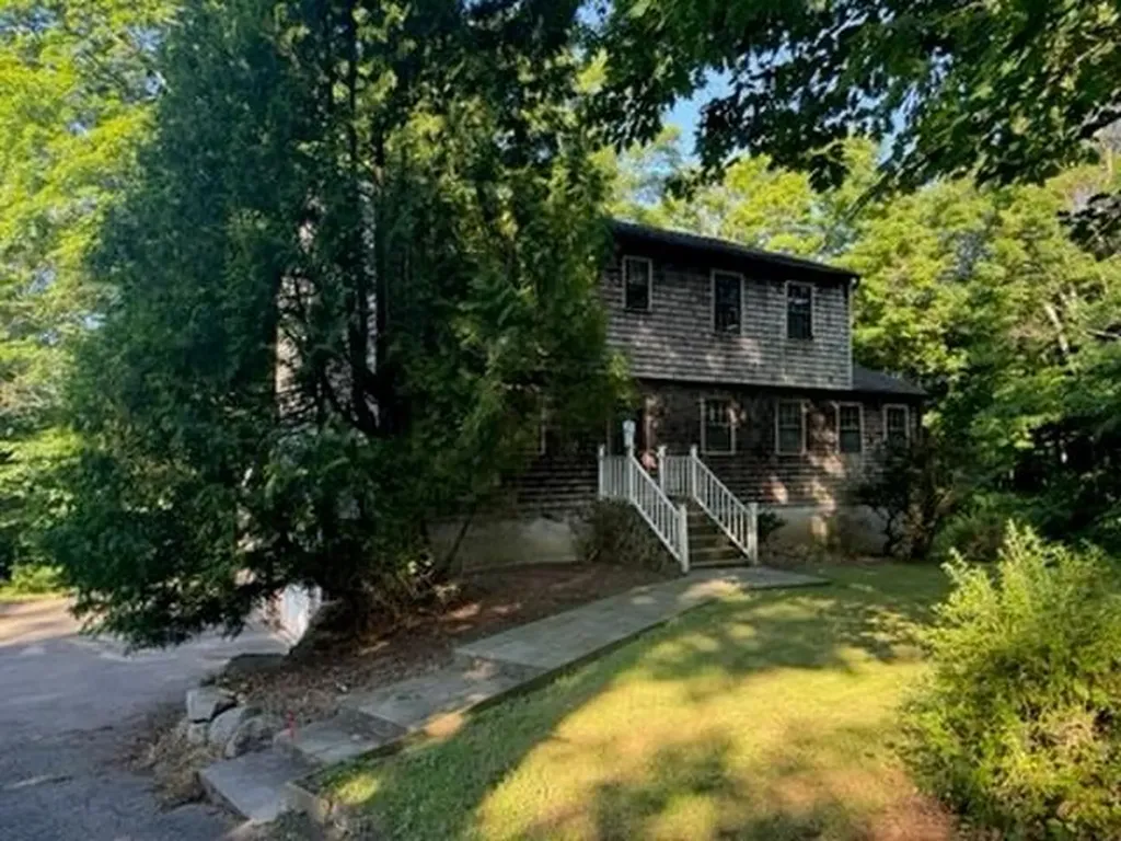 17 Pleasant Hill Road Newtown CT 06470