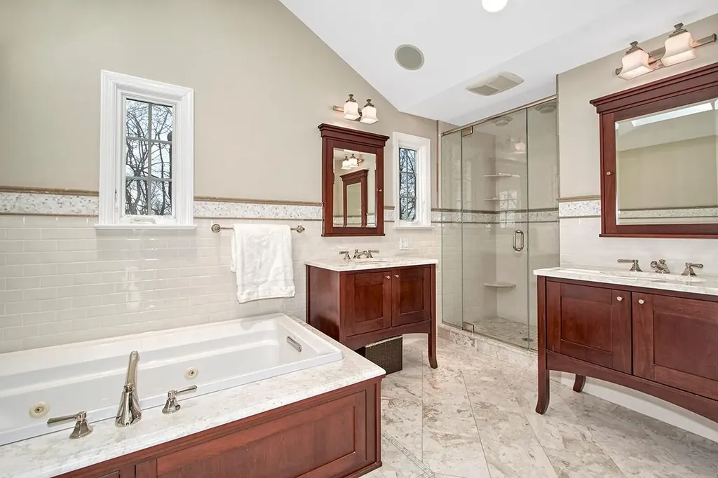 22 Mountain Peak Road Chappaqua NY 10514
