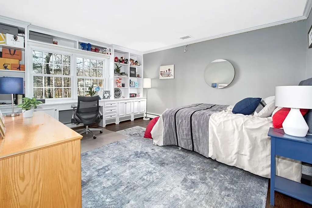 22 Mountain Peak Road Chappaqua NY 10514