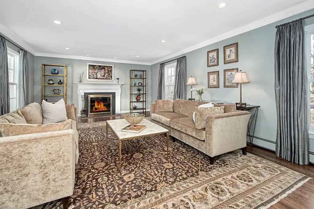 22 Mountain Peak Road Chappaqua NY 10514