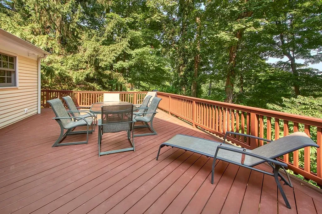 22 Mountain Peak Road Chappaqua NY 10514