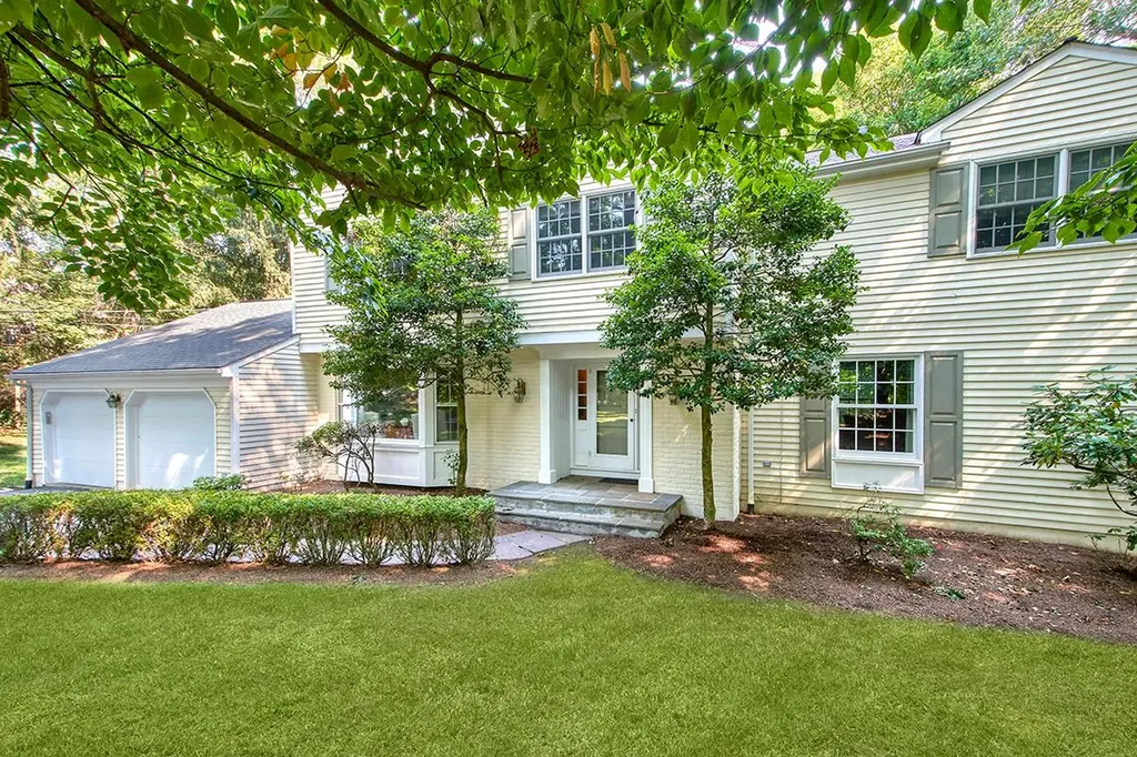 22 Mountain Peak Road Chappaqua NY 10514