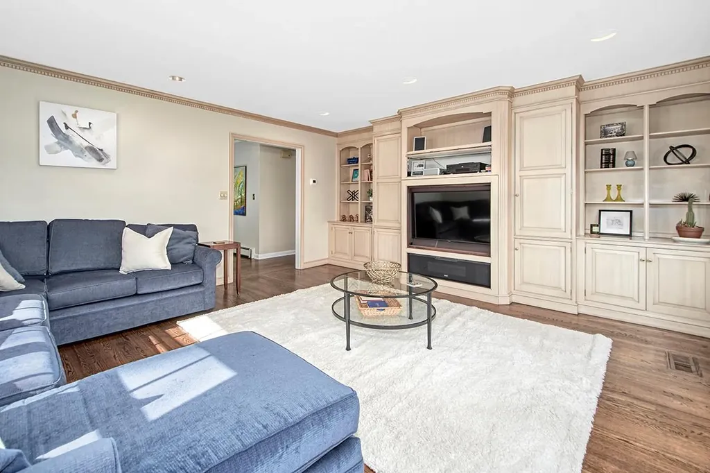 22 Mountain Peak Road Chappaqua NY 10514