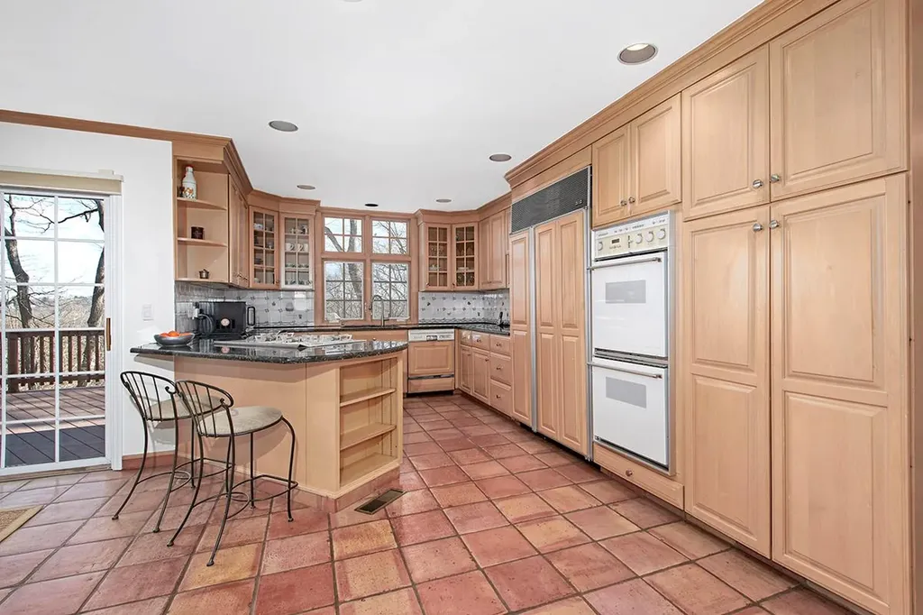 22 Mountain Peak Road Chappaqua NY 10514