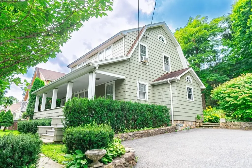 2593 Carmel Avenue Brewster NY 10509
