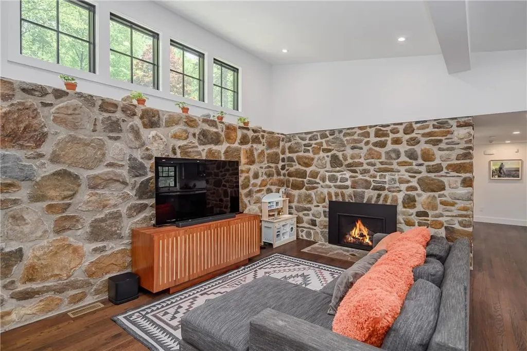 460 Birch Hill Road Patterson NY 12563