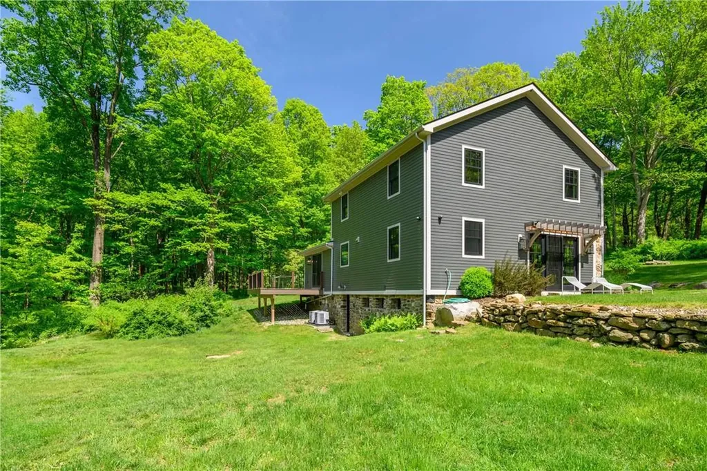460 Birch Hill Road Patterson NY 12563
