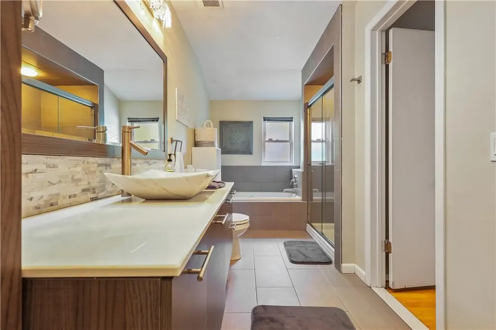 44 Crest Drive Mahopac NY 10541