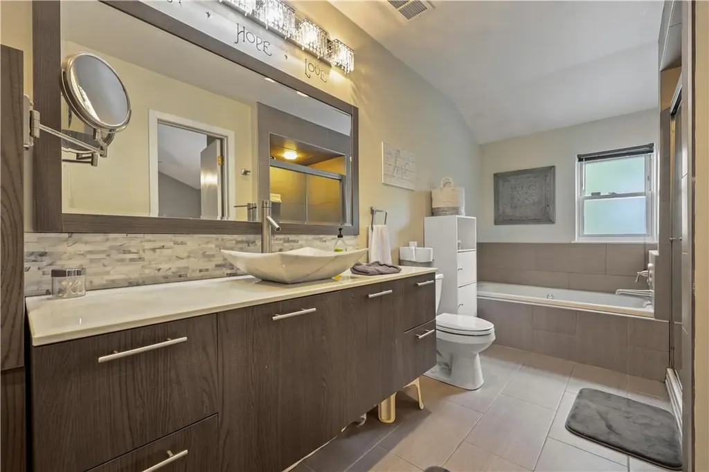 44 Crest Drive Mahopac NY 10541