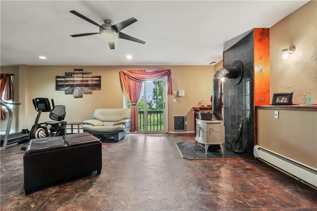 44 Crest Drive Mahopac NY 10541