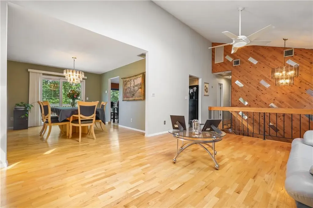 44 Crest Drive Mahopac NY 10541