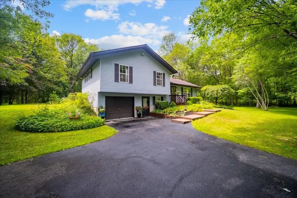 28 Stella Drive Gardiner NY 12525
