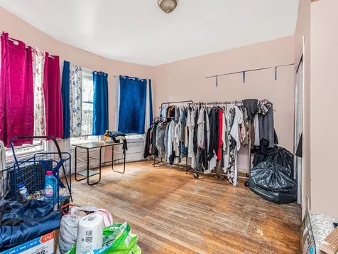 1827 Amethyst Street Bronx NY 10462