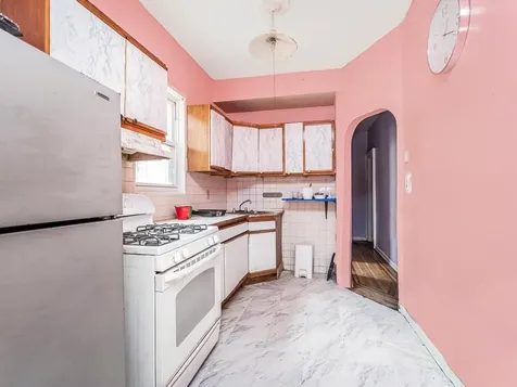 1827 Amethyst Street Bronx NY 10462