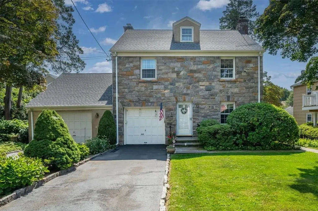 53 Henry Avenue Harrison NY 10528