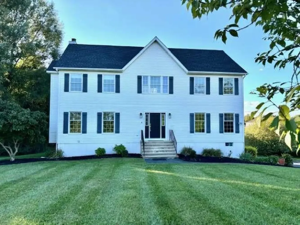 15 Mountain Laurel Boulevard Wingdale NY 12594