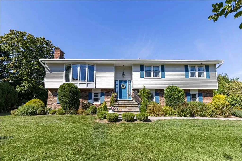 12 Theresa Lane Harrison NY 10528