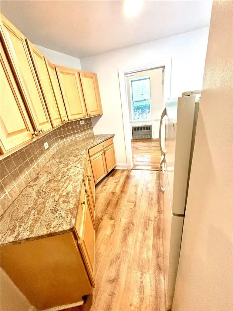 4320 Van Cortlandt Park E Bronx NY 10470