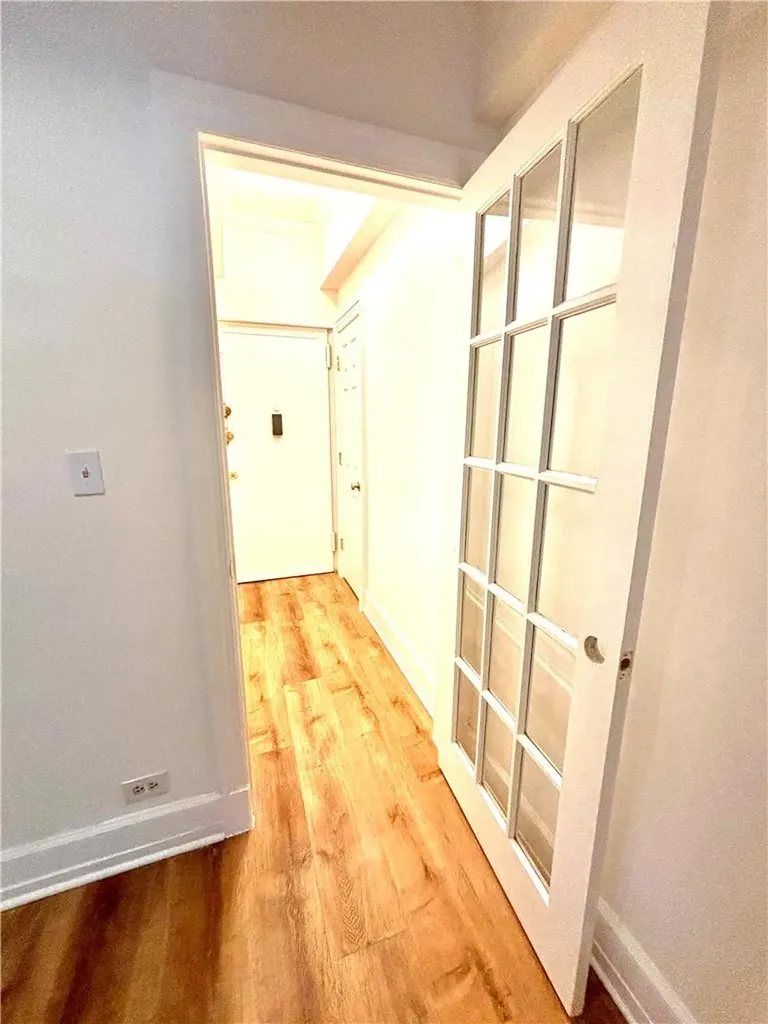 4320 Van Cortlandt Park E Bronx NY 10470