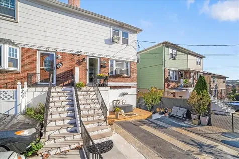 122 Woodland Avenue Yonkers NY 10703