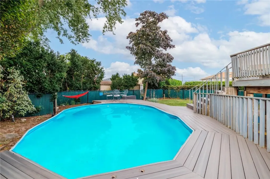 429 Bambrick Street Oceanside NY 11572