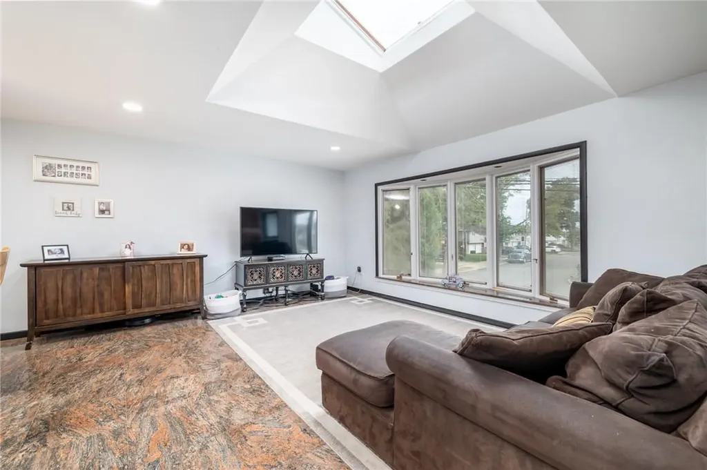429 Bambrick Street Oceanside NY 11572