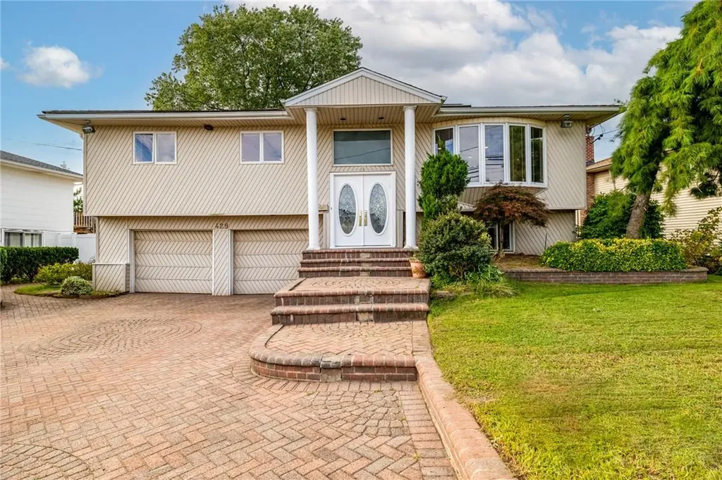 429 Bambrick Street Oceanside NY 11572