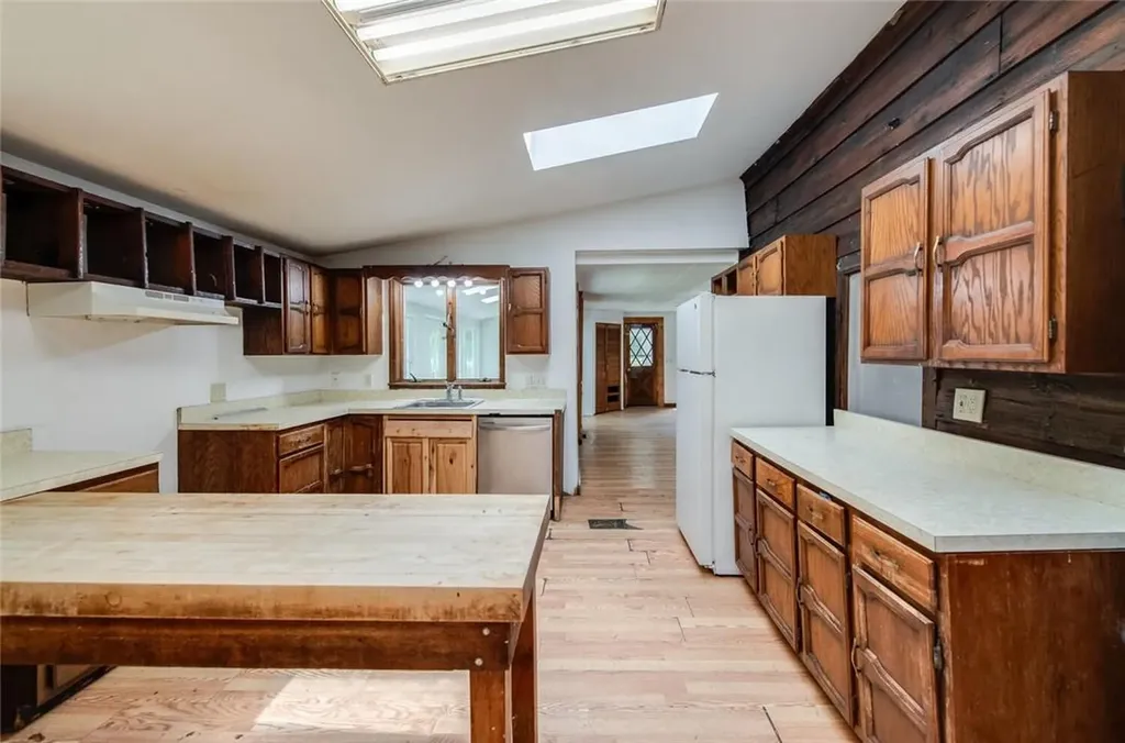 1593 E Noxon Road Lagrangeville NY 12540