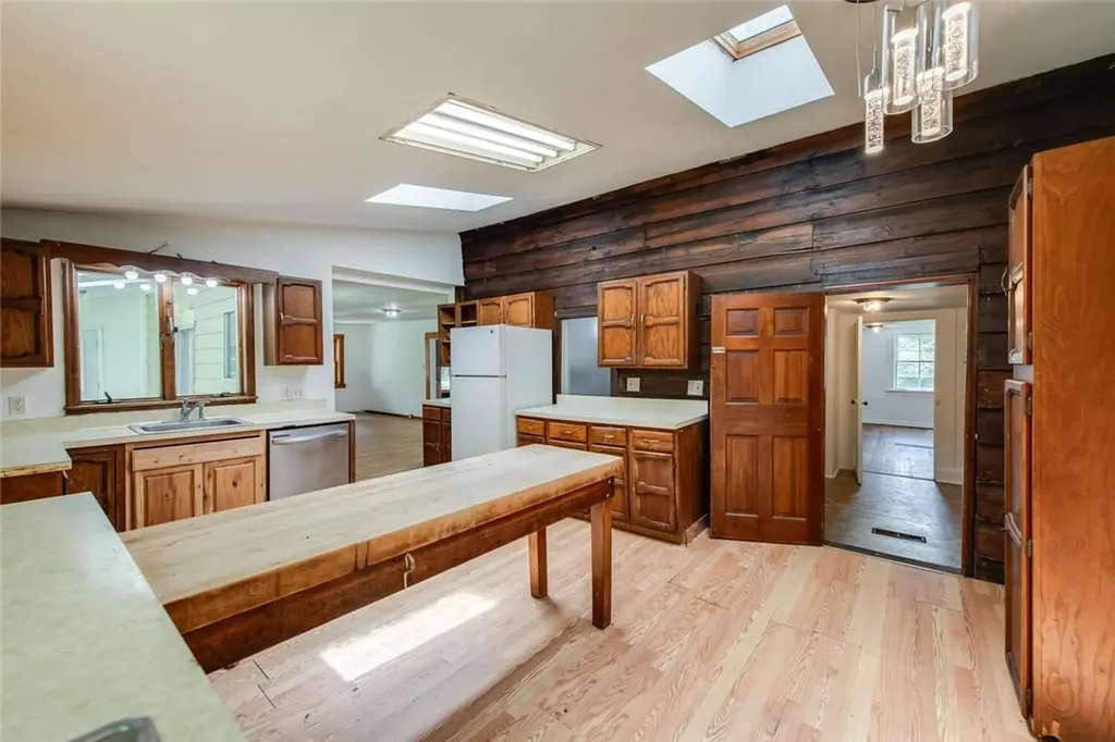 1593 E Noxon Road Lagrangeville NY 12540