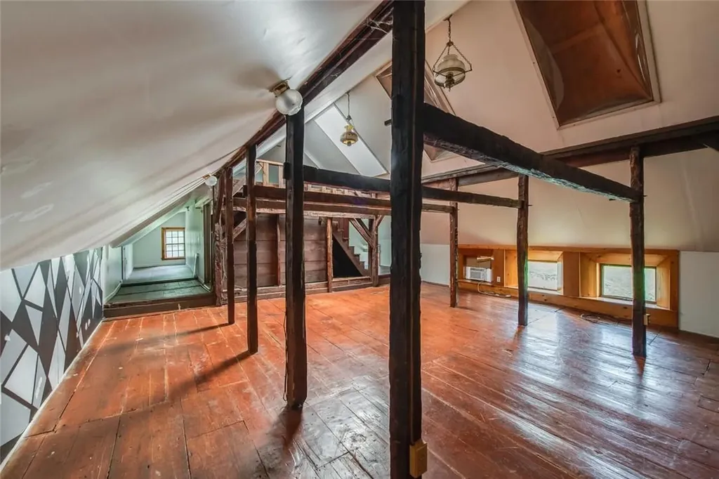 1593 E Noxon Road Lagrangeville NY 12540