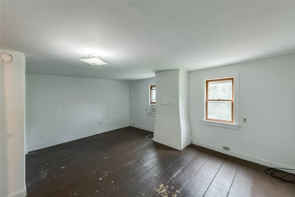 1593 E Noxon Road Lagrangeville NY 12540